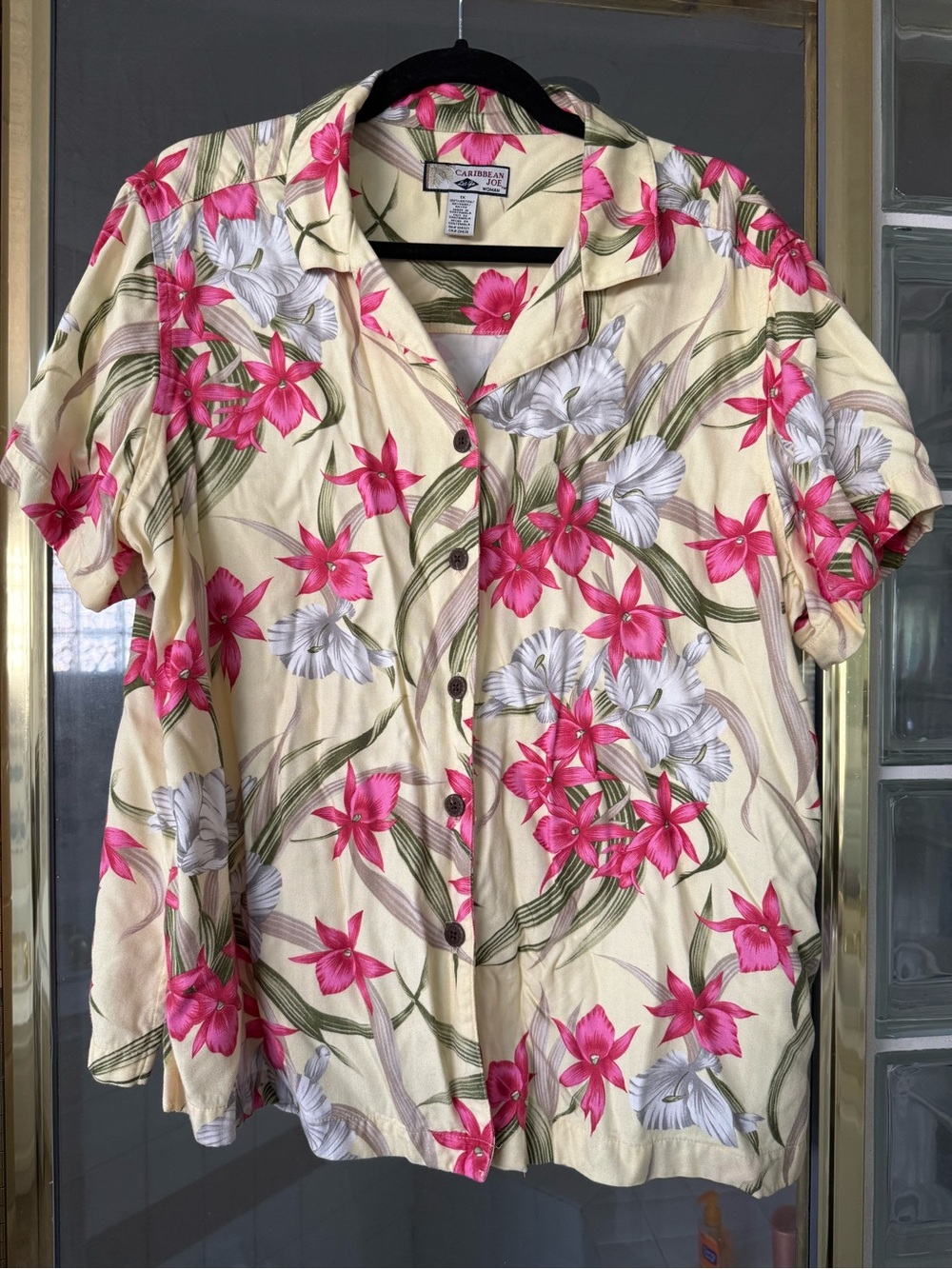 Caribbean Joe Hawaiian Floral Button Down Shirt in Yellow & Pink Women's size 1X